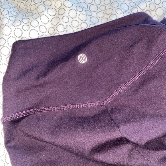 Purple leggings - Picture 2 of 3
